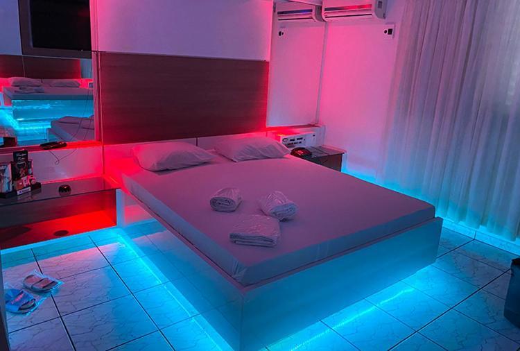 Motel 2000 Guarulhos Bilik gambar